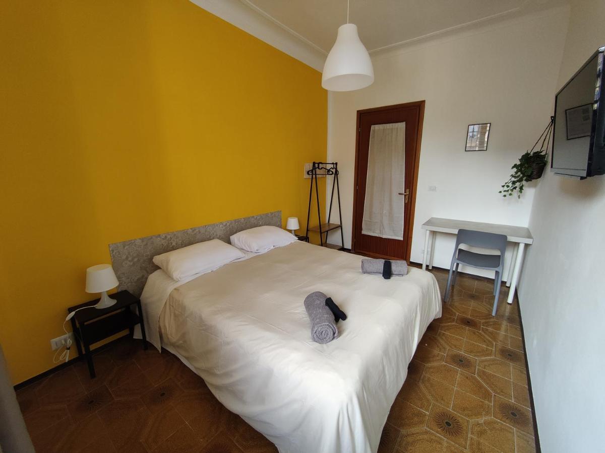 Hostal Metro Young Turín
